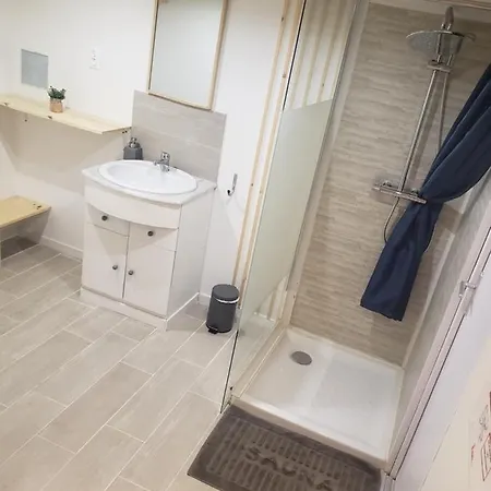 Confort Chez Lolita Et Wilfried