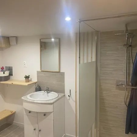 Confort Chez Lolita Et Wilfried